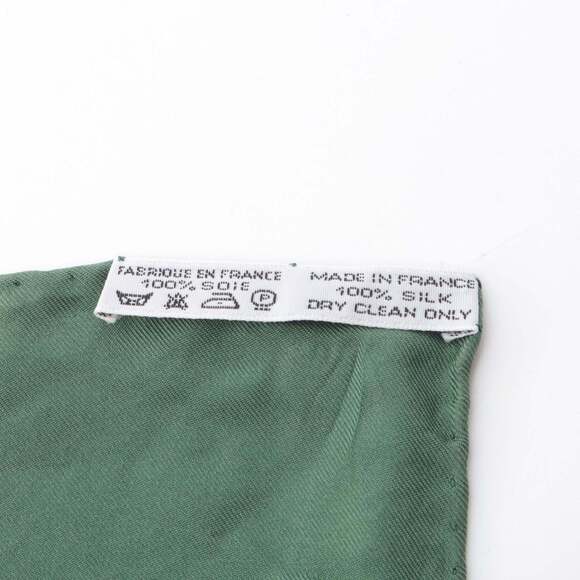 HERMES Yellow Silk Scarf - Picture 3 of 7